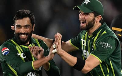 (LIVE)PAK vs NZ: Amir, Abrar Stars as Pakistan Stunned New Zealand in 2nd T20I