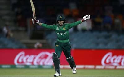 Pakistan Skipper Announced Retirement From Cricket With Immediate Effect