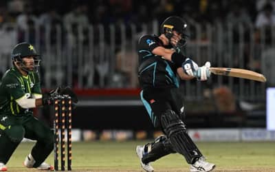 PAK vs NZ 4th T20I Probable Playing 11, Dream11 Team, Gaddafi Stadium Stats and Pitch Report, and Full Squads