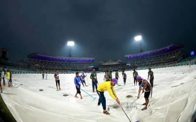 (LIVE) KKR vs MI Weather Forecast, Kolkata Rain Prediction, Eden Gardens Pitch Report IPL 2024