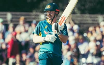 AUS vs ENG Live: Travis Head's explosive innings of 59 runs help Australia set a target of 180 for England