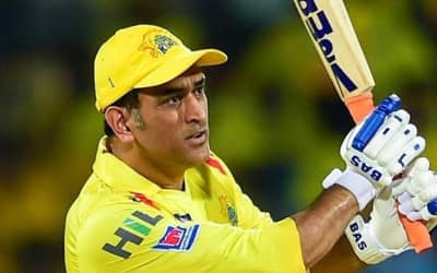 Highlights of IPL Bowlers and Fielders At Their Most and Best