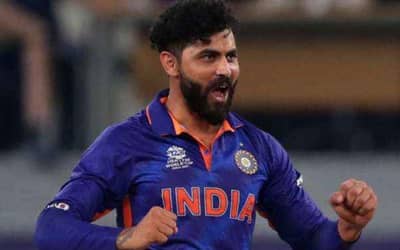 Should Ravindra Jadeja be given a chance to feature in India's playing XI during the T20 world cup 2022?