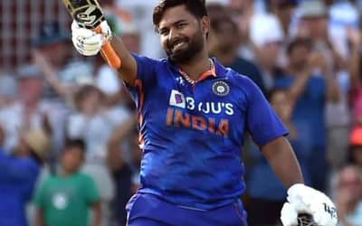 Should Rishabh Pant open for India in the 2022 Asia Cup?