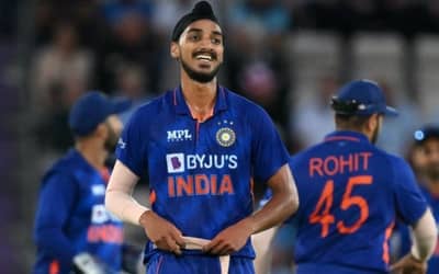 Ravi Shastri wants Arshdeep Singh in India?s T20 World Cup 2022 squad at any cost