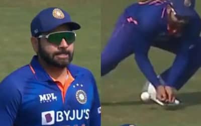 Rohit Sharma suffers thumb injury, Deepak Chahar walks off the field during INDvBAN 2nd ODI