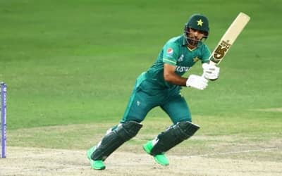 ICC nominates players for the Men's Player of the Month Award?