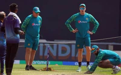 Pakistan's Bowling Coach Morne Morkel RESIGNS after World Cup 2023 Exit