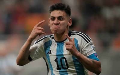 Man City signs Argentina Under 17 midfielder