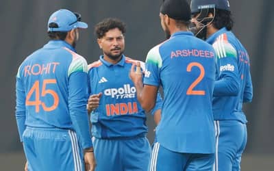 Target 271! Kuldeep–Krishna’s Four-fer Stormed Away SA’s Middle Order after QDK’s Brilliant TON | India vs South Africa 3rd ODI
