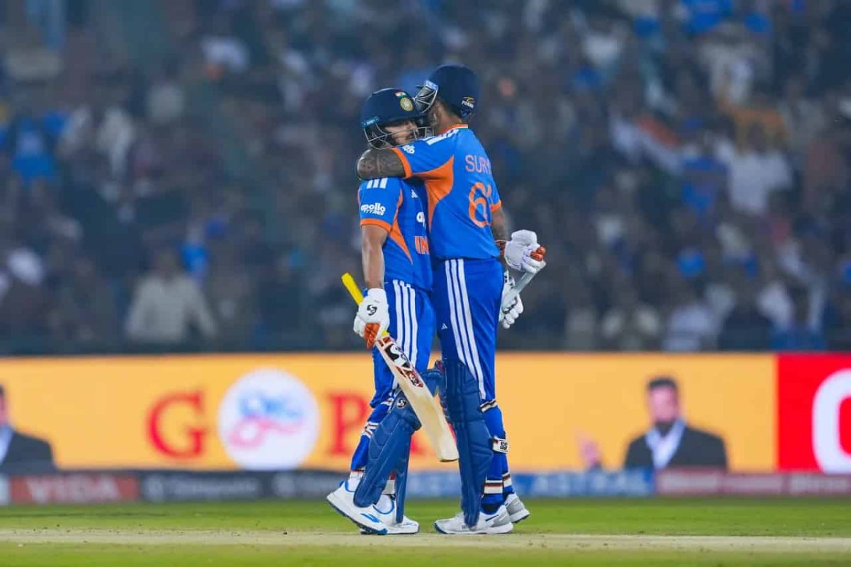 IND vs NZ 2nd T20I Highlights: Ishan Kishan, Suryakumar Yadav slam brutal fifties; help India chase 209 with around 5 overs to chase